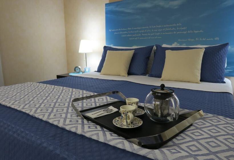 اتاق استاندارد چهار تخته, Mare Nostrum Petit Hôtel
