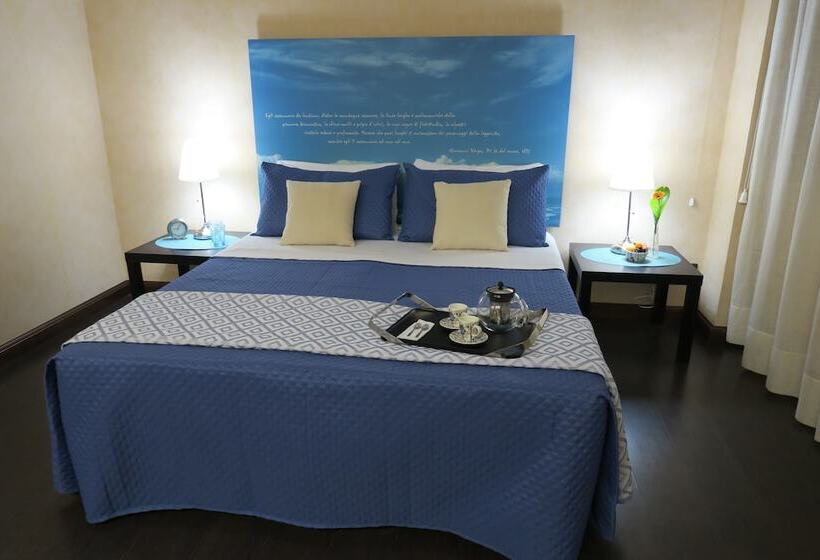 اتاق استاندارد چهار تخته, Mare Nostrum Petit Hôtel