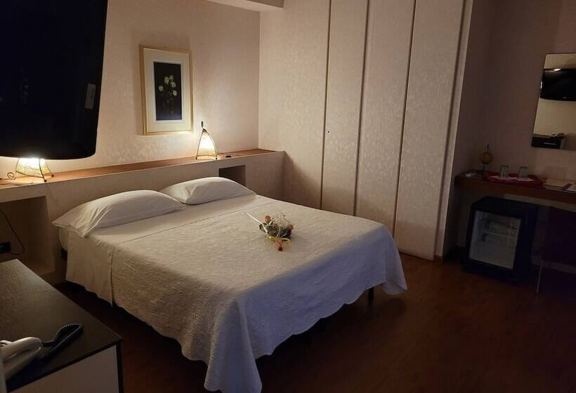 اتاق استاندارد, Mare Nostrum Petit Hôtel