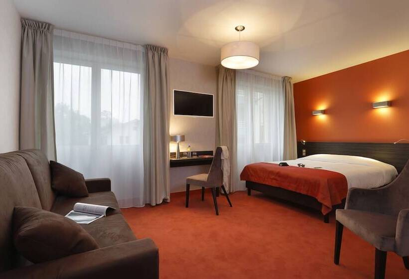 اتاق استاندارد چهار تخته, The Originals City, Hôtel Les Thermes De L Avenue, Dax