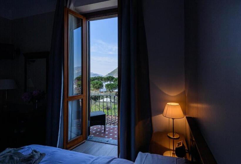 Номер Deluxe с Балконом, Villa Kinzica