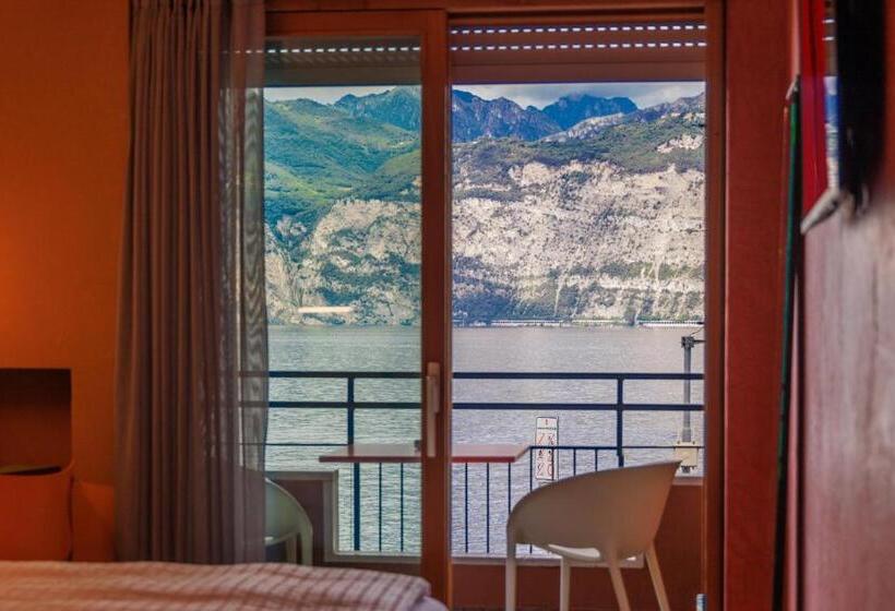 Трехместный Номер Стандарт с Балконом, Ambienthotel Primaluna