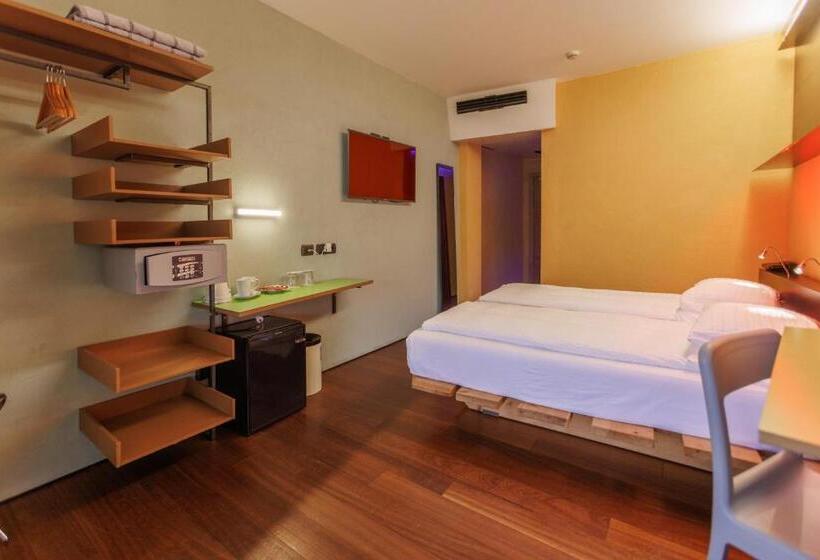 Номер Стандарт Трехместный, Ambienthotel Primaluna