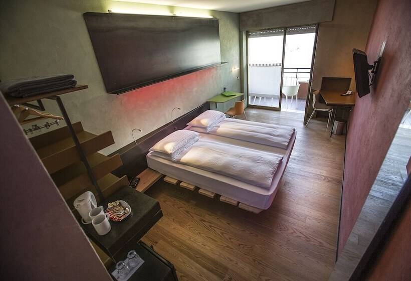 Номер Стандарт Вид на Озеро, Ambienthotel Primaluna