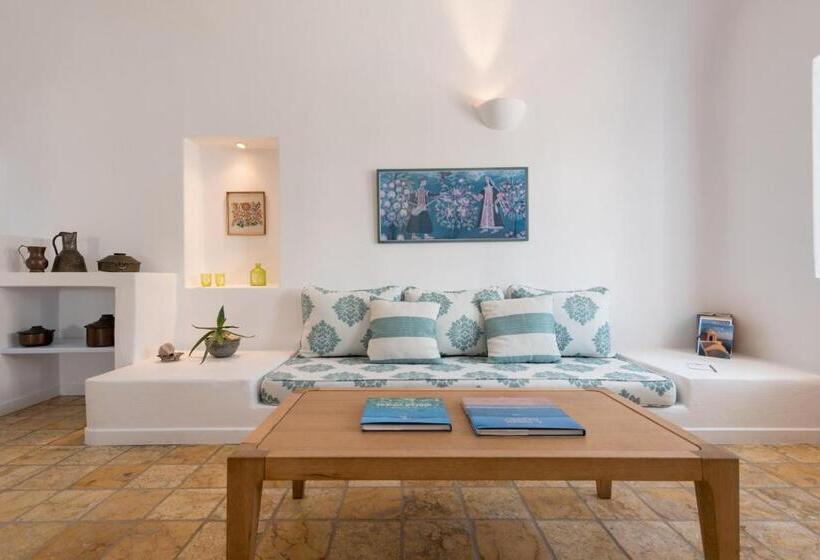 سوئیت با چشم‌انداز, Aria Suites & Villas