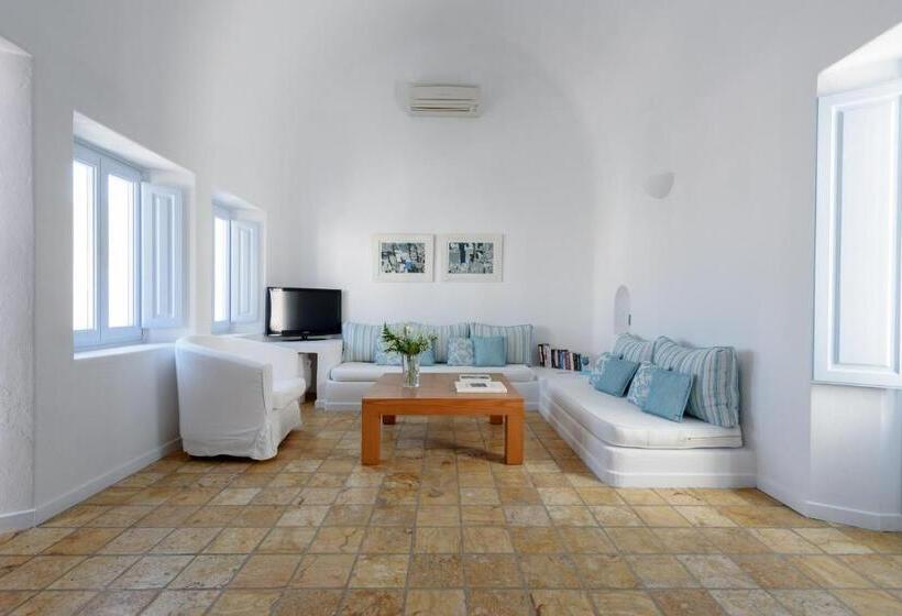 سوئیت با چشم‌انداز, Aria Suites & Villas