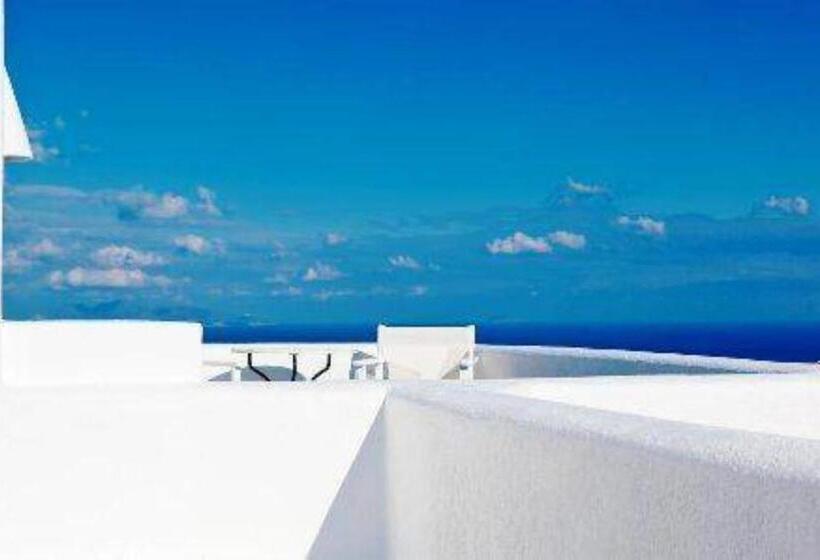 سوئیت با چشم‌انداز, Aria Suites & Villas