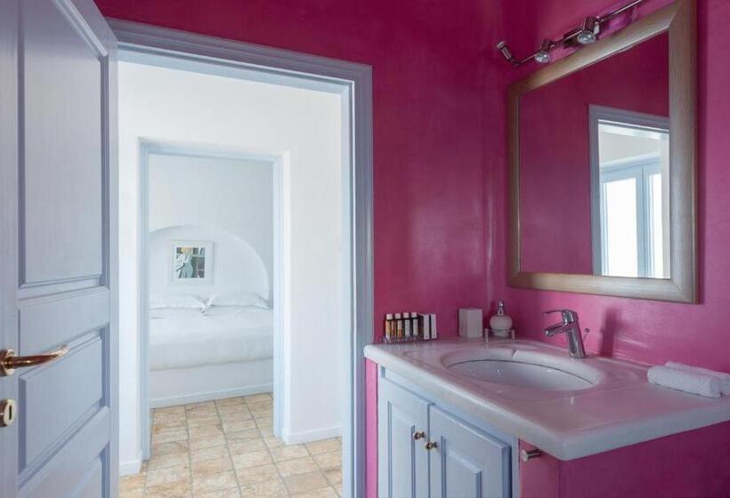 سوئیت با چشم‌انداز, Aria Suites & Villas