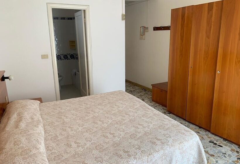 اتاق استاندارد, La Balnearia