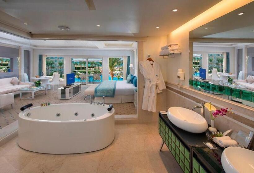 سوییت با چشم‌انداز دریا, Premier Le Reve Hotel & Spa Sahl Hasheesh   Adults Only 16 Years Plus