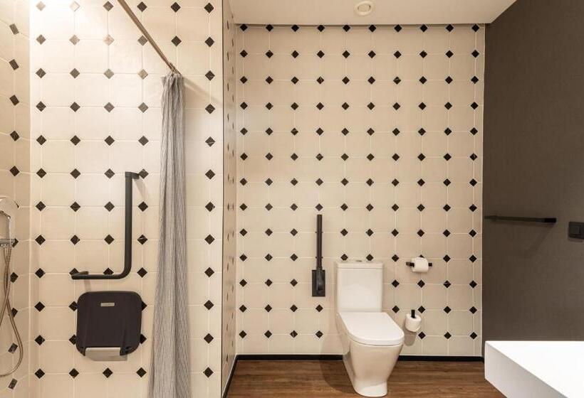 اتاق استاندارد, Toc Hostel Málaga