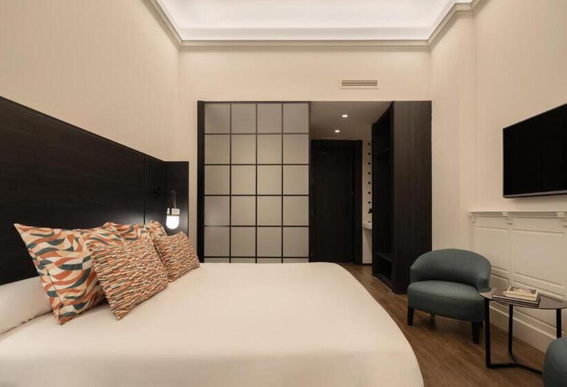 اتاق استاندارد, Toc Hostel Málaga