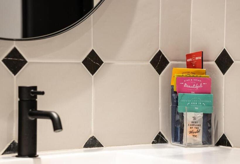 اتاق سوپریور خانوادگی, Toc Hostel Málaga