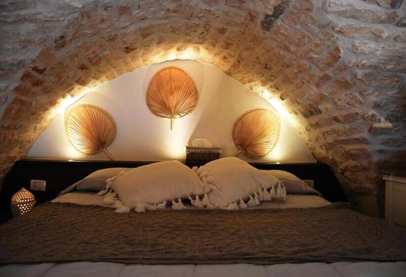 اتاق لوکس با تخت بزرگ, Alcova Cellini Bell'italia