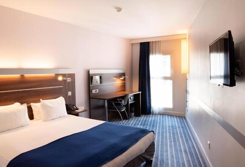 Номер Стандарт, Holiday Inn Express Marseille Saint Charles, An Ihg