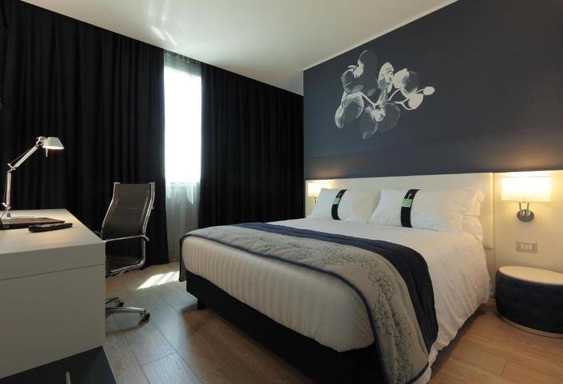 اتاق استاندارد, Holiday Inn Milan Nord Zara, An Ihg