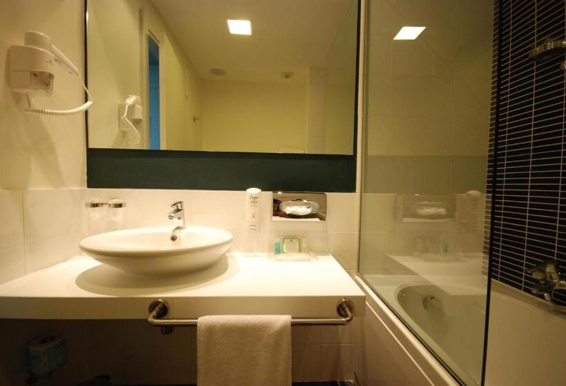 اتاق استاندارد, Holiday Inn Milan Nord Zara, An Ihg