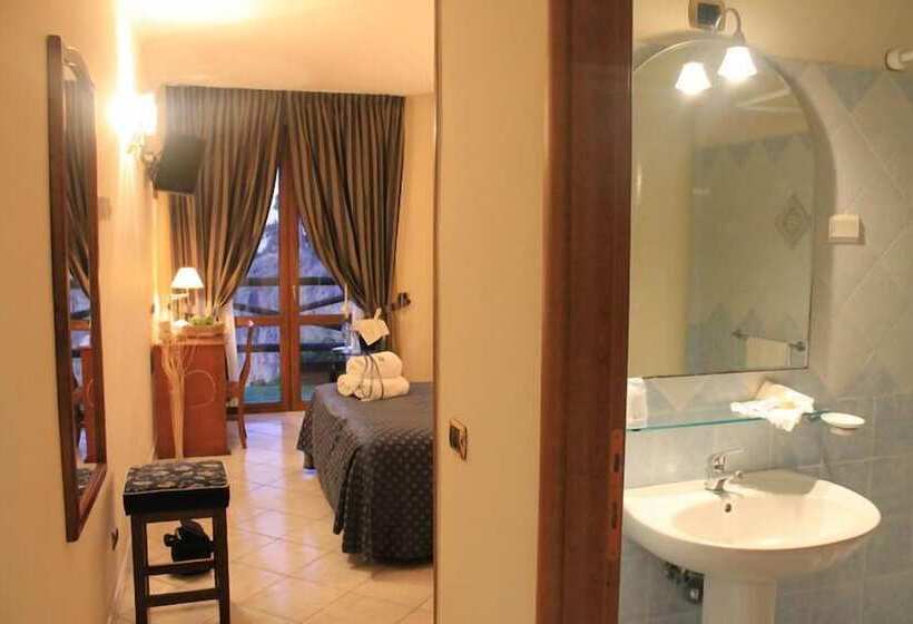 Номер Стандарт, Hr Hotel & Spa