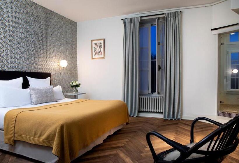 Номер Престиж, Le Mans Country Club