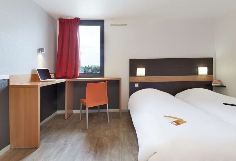 Номер Стандарт, Première Classe Paris Ouest Gennevilliers