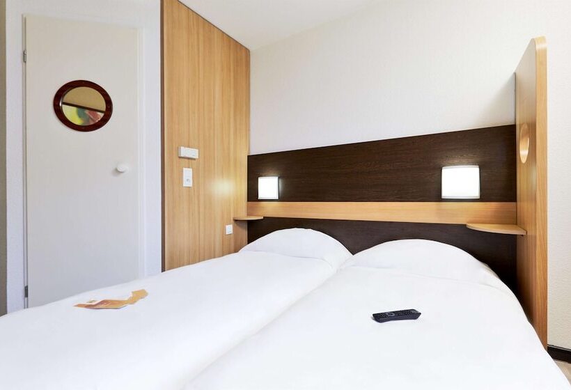 Номер Стандарт, Première Classe Paris Ouest Gennevilliers