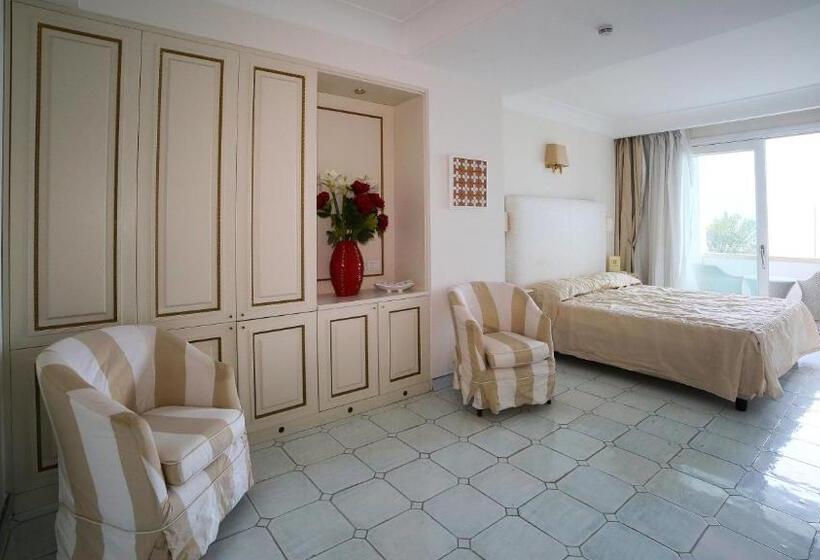 اتاق سوپریور, Villa Fraulo