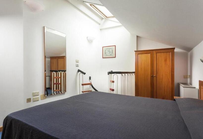 Apartamento 1 Dormitório, Residenza Villa Lidia
