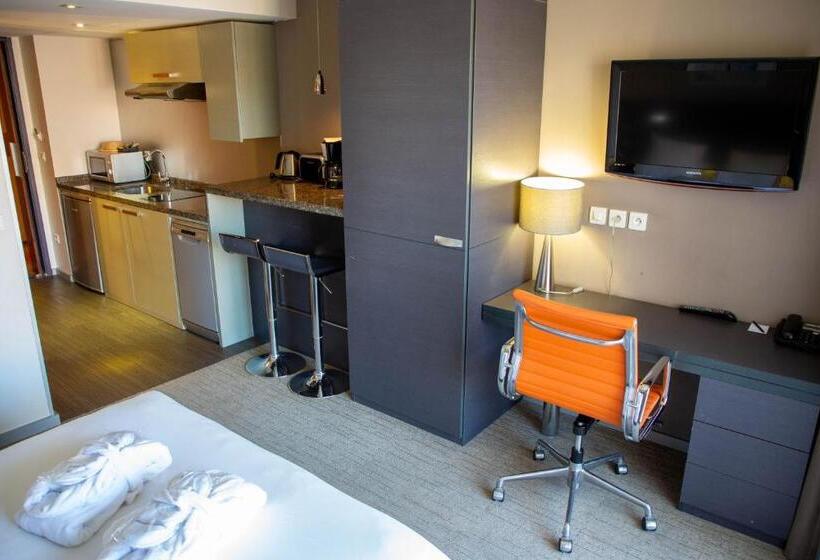 Студия Стандарт, Appart Hôtel Clément Ader