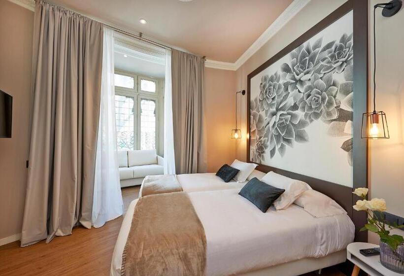 Семейный Номер, Hostal Central Barcelona