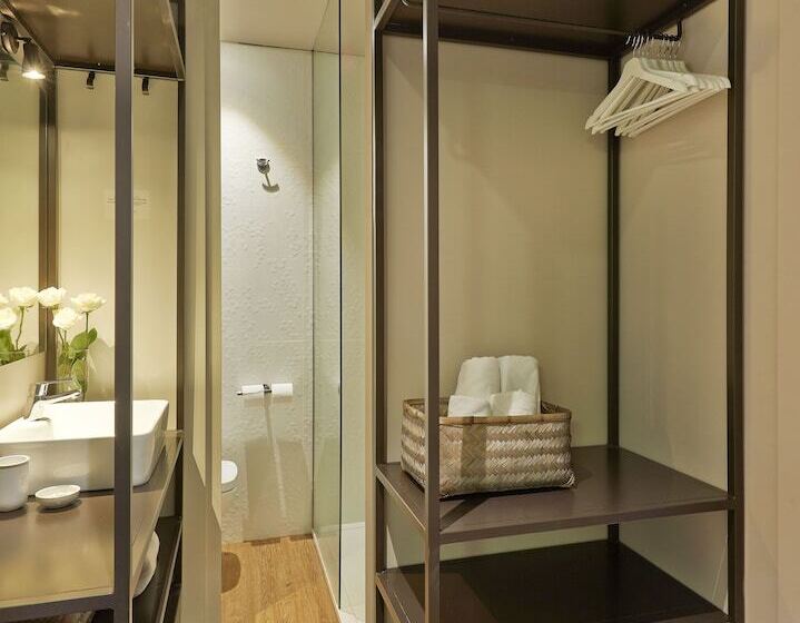 Семейный Номер, Hostal Central Barcelona