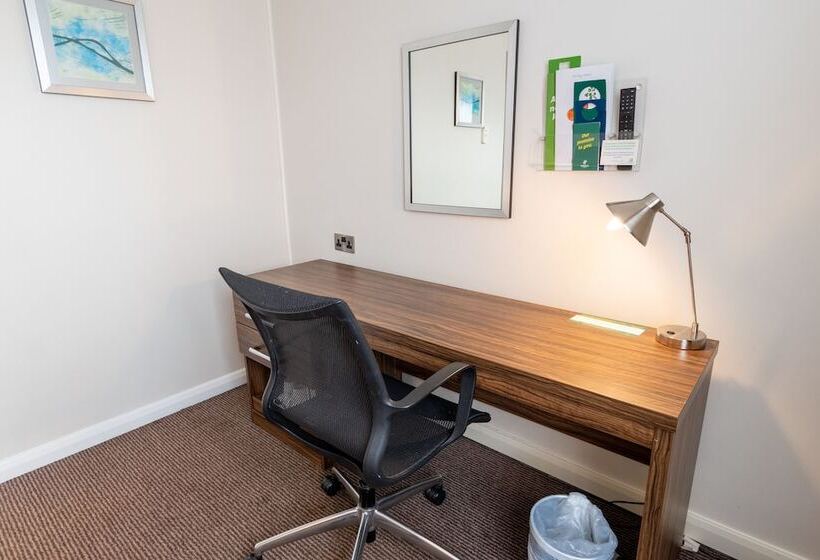 스탠다드 룸 더블 침대 2개, Holiday Inn Liverpool City Centre, An Ihg