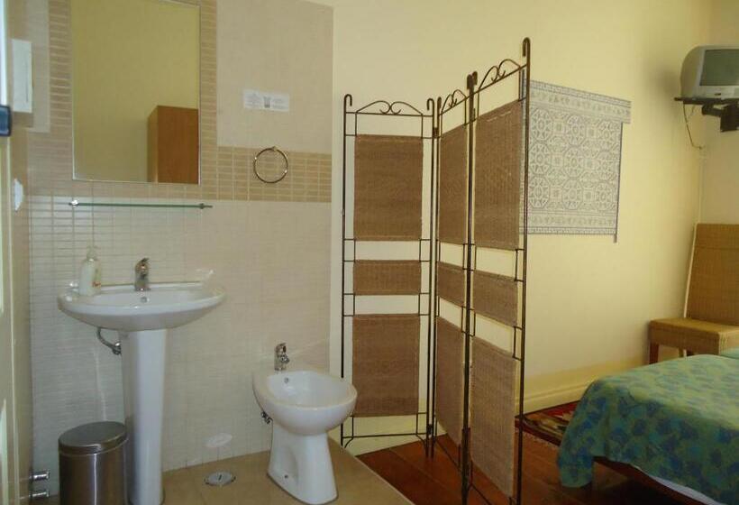 Quarto Estandar Banheiro Compartilhado, Pouso Dos Anjos