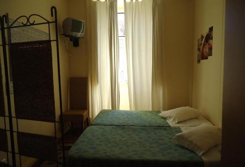 Quarto Estandar Banheiro Compartilhado, Pouso Dos Anjos
