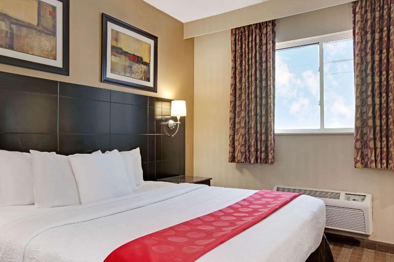Стандартный Номер Кровать Кинг, Ramada By Wyndham Bronx