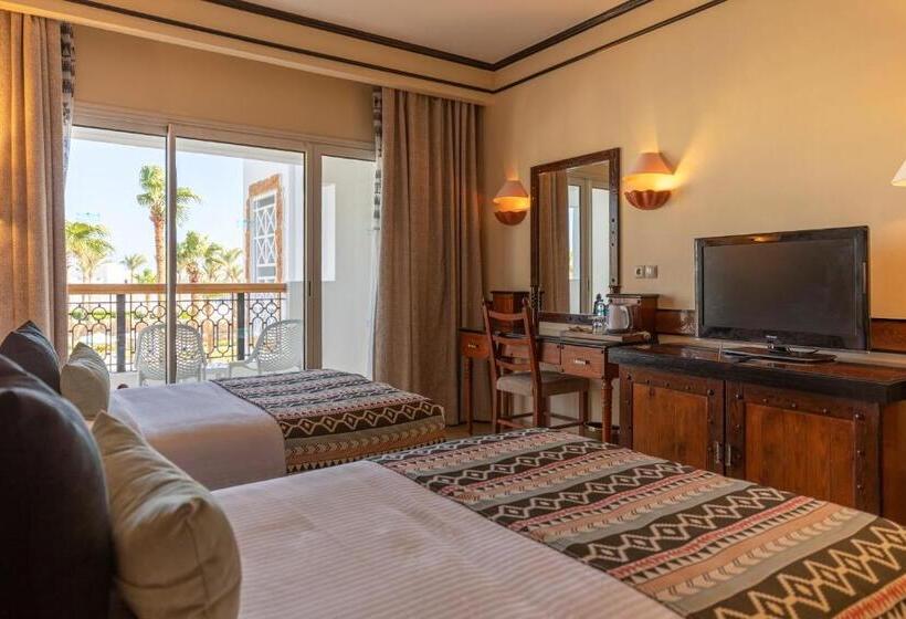 Camera Standard, Sunrise Remal Resort