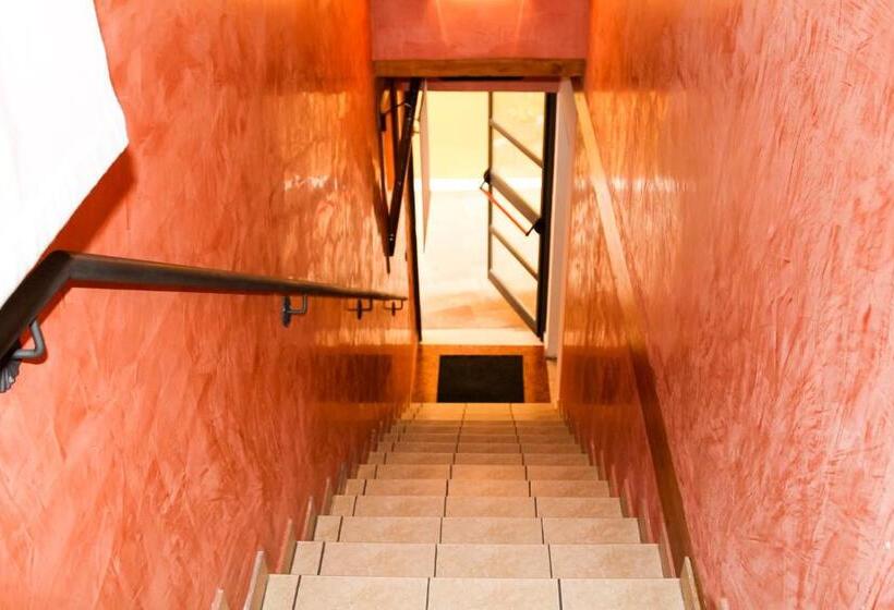اتاق استاندارد سه نفره, Antiche Mura   Italian Homing