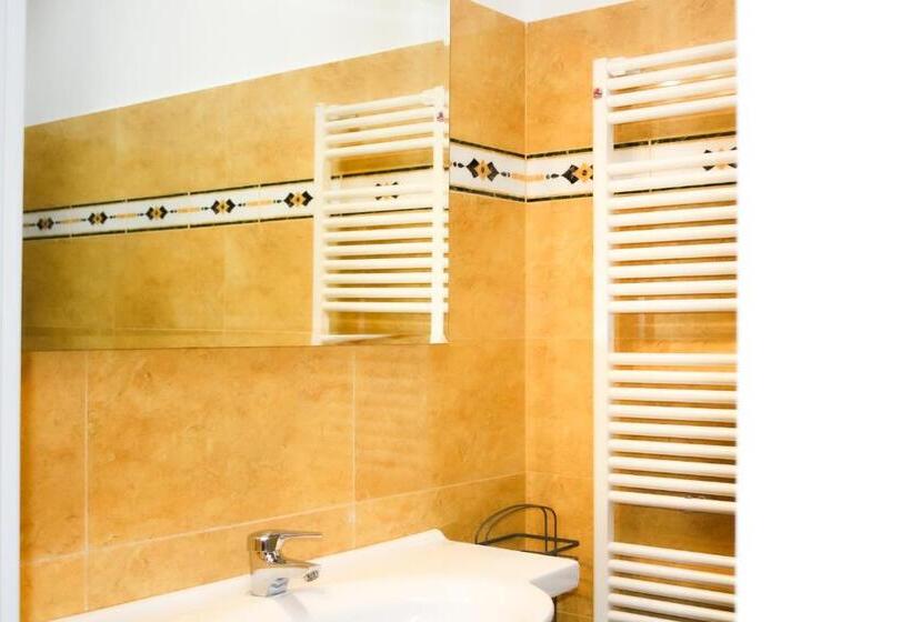 اتاق استاندارد سه نفره, Antiche Mura   Italian Homing