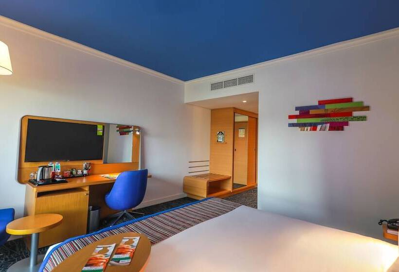 Номер Стандарт Вид на Море с Балконом, Park Inn By Radisson Abu Dhabi Yas Island