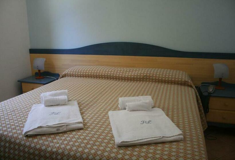 Appartamento 2 Camere da Letto, Residence Punta Longa