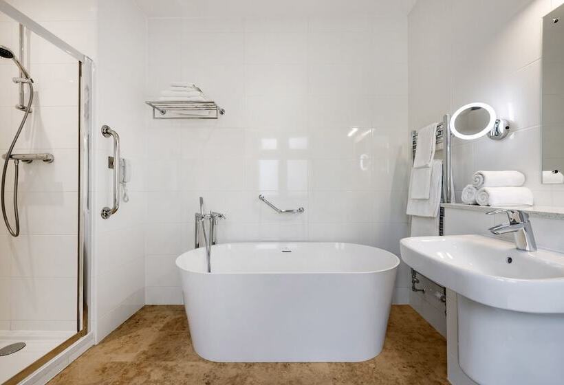 Апартаменты 1 Спальня, Thurnham Hall Resort