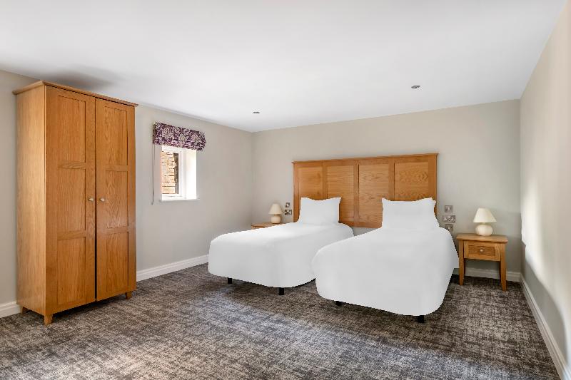 Апартаменты 2 Спальни, Thurnham Hall Resort