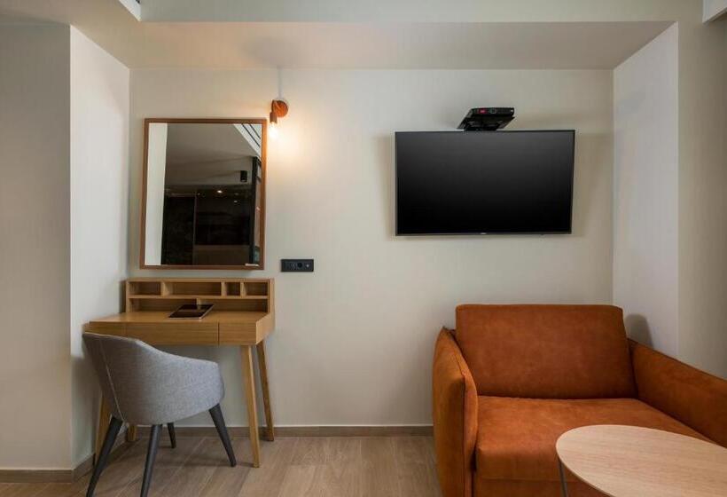 스탠다드 트리플 룸, Hyperion City Hotel & Spa