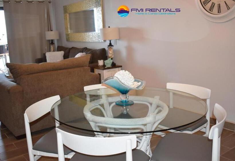 2 Bedroom Deluxe Apartment Sea View, Marina Pinacate C 519