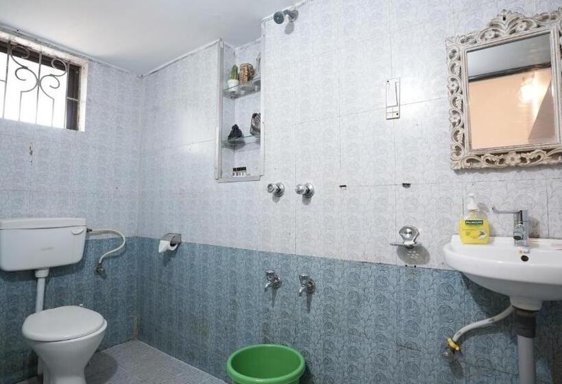 اتاق لوکس خانوادگی, Anjoned Hostel & Cafe