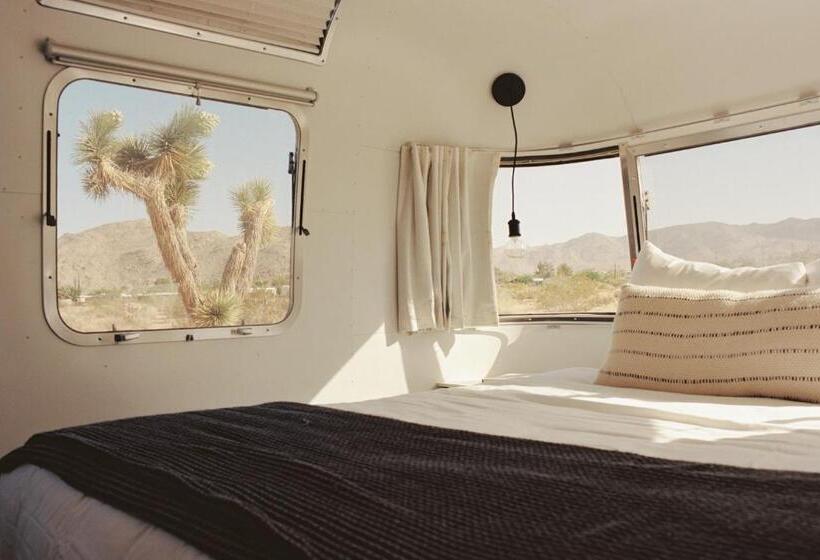 חדר דלוקס, Autocamp Joshua Tree