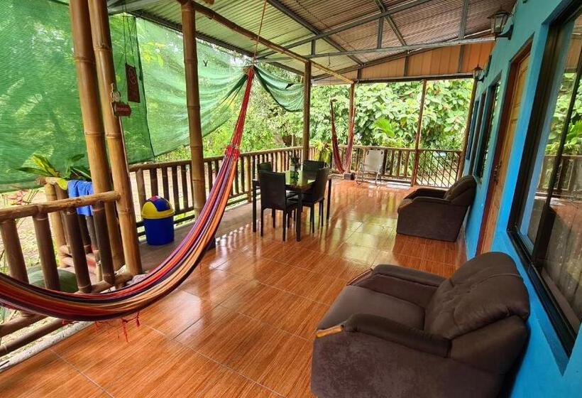 خانه 3 خوابه, El Manantial De Corcovado