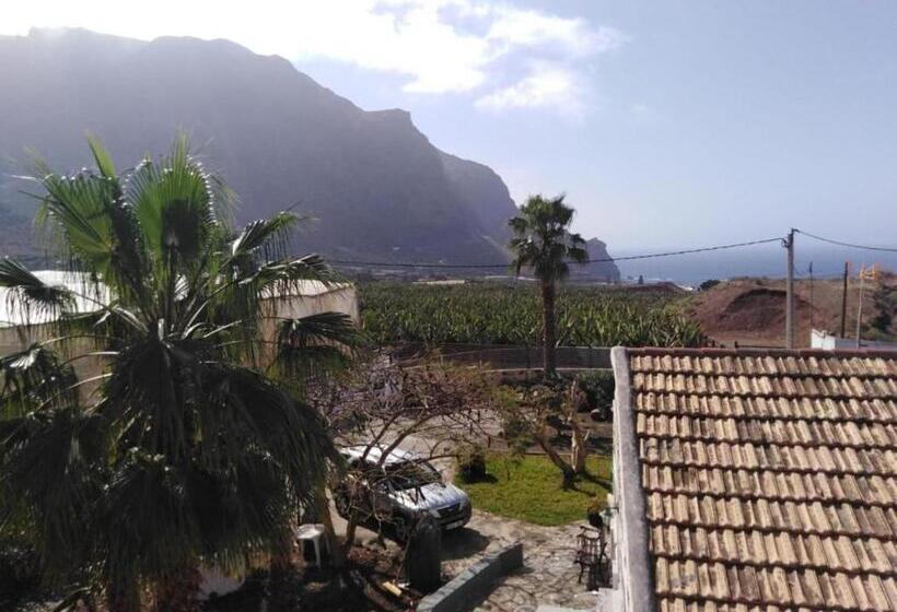 Четырехместный Номер Стандарт, Room In Guest Room   Casa El Cardon A2 Buenavista Del Norte