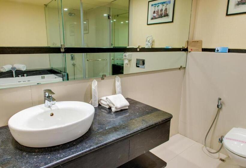 اتاق استاندارد با تخت بزرگ, Sonotel Hotels & Resorts Pvt Ltd