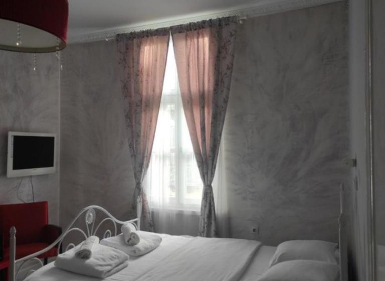 اتاق استاندارد, Citalna Rooms