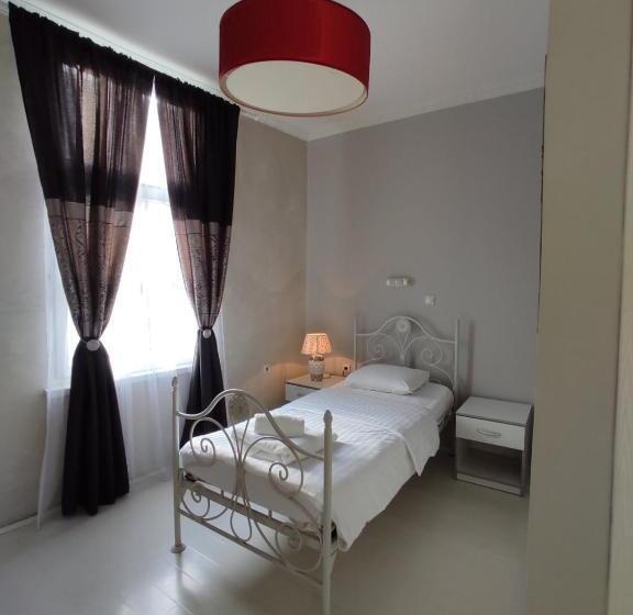 اتاق استاندارد یک نفره, Citalna Rooms